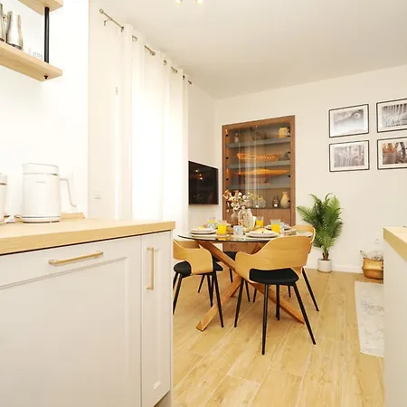 Morisea - Cozy Urban Apartment Zadar